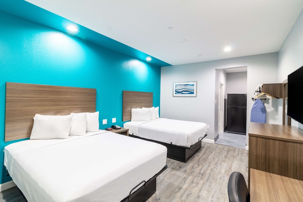 Americas Best Value Inn and Suites Kingwood IAH Airport - photo 9