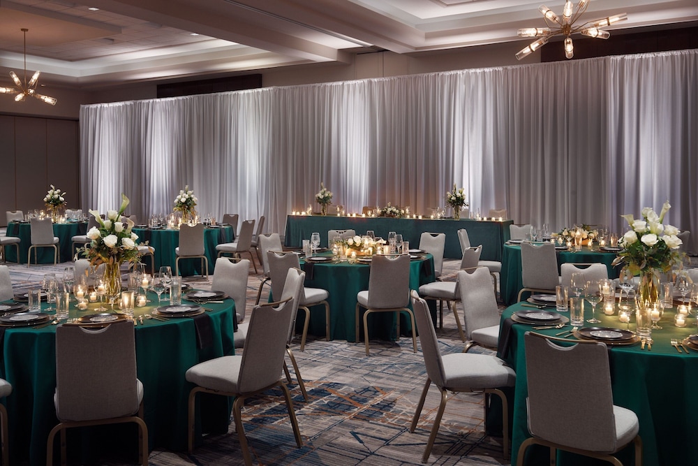 Marriott Kansas City Overland Park - photo 6