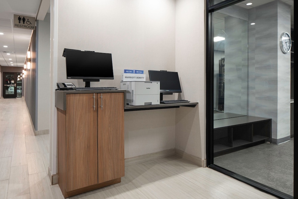 Fairfield Inn & Suites by Marriott Corinth South Denton Area - photo 17