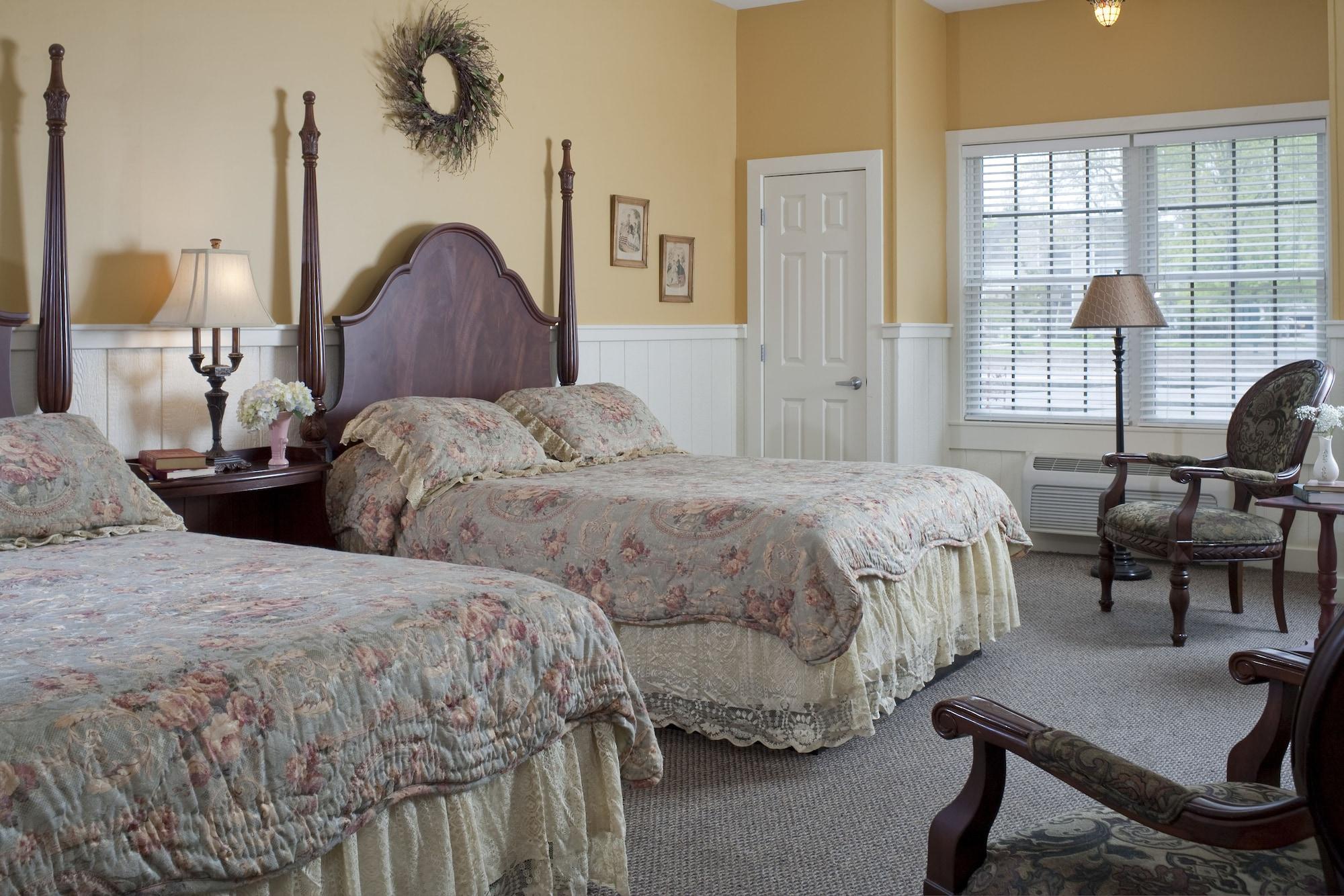 Colonial Inn - carbon neutral hotel in Absecon