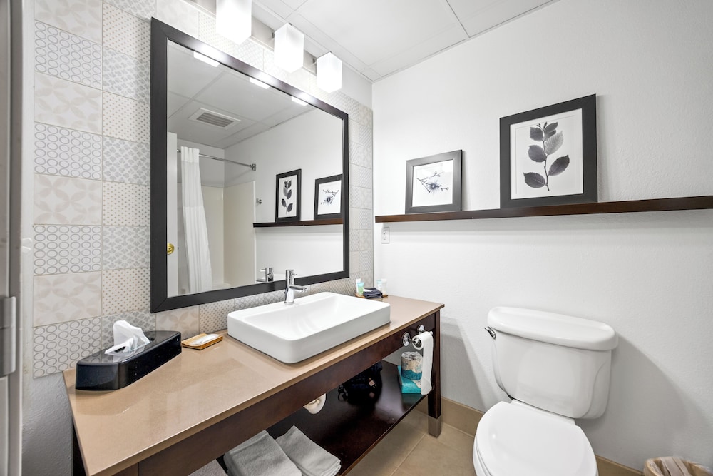 Country Inn & Suites by Radisson Marinette WI - photo 33