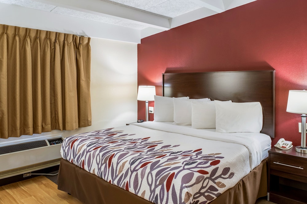 Red Roof Inn Richmond IN - photo 10