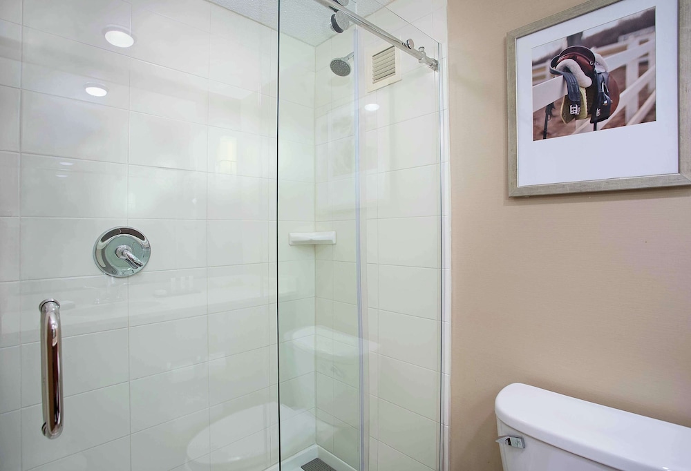 Embassy Suites by Hilton Lexington UK Coldstream - photo 39