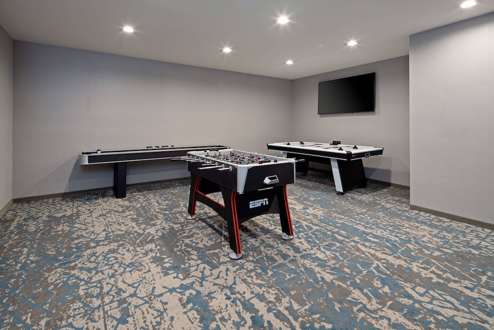 Residence Inn by Marriott Valencia - photo 21
