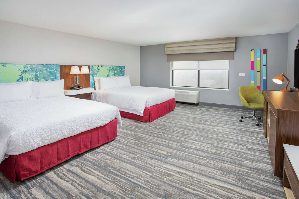 Hampton Inn Simpsonville - photo 12