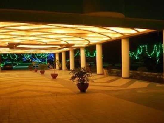 Pluz Resort — Daman — photo 4