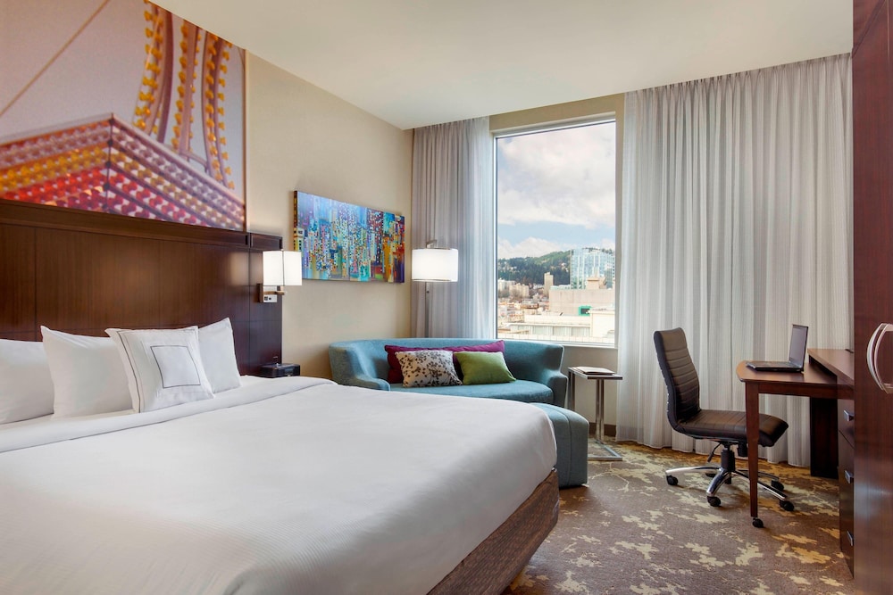 Courtyard by Marriott Portland City Center - photo 10