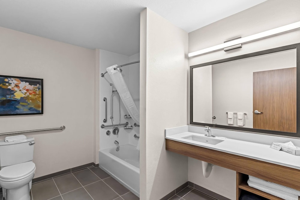 Everhome Suites Temecula - photo 23