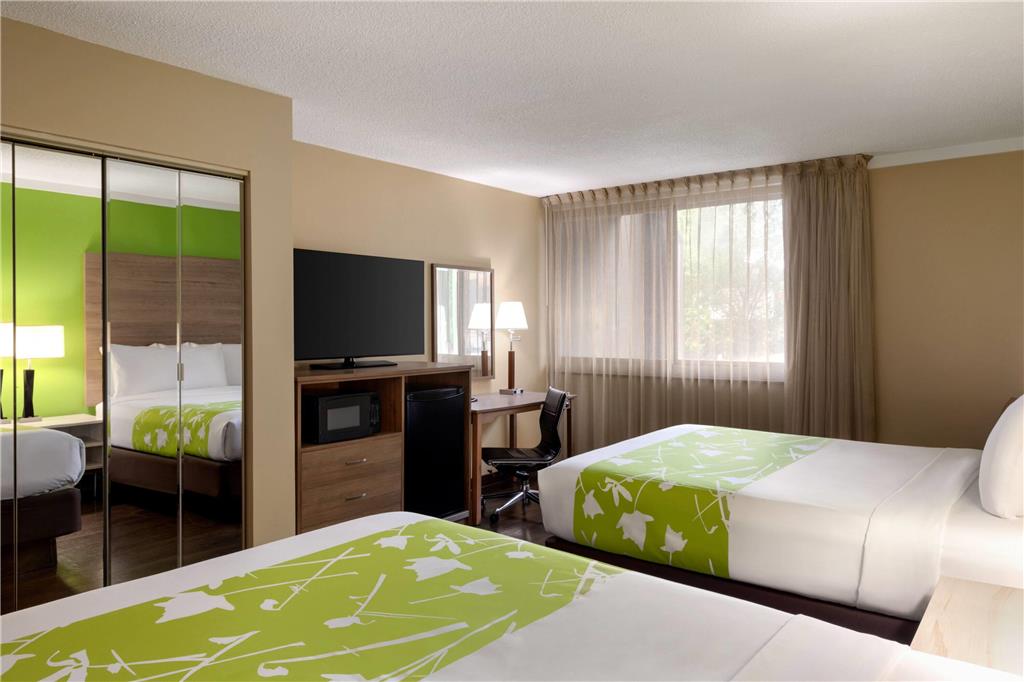 Wyndham Garden Washington DC Area - photo 22