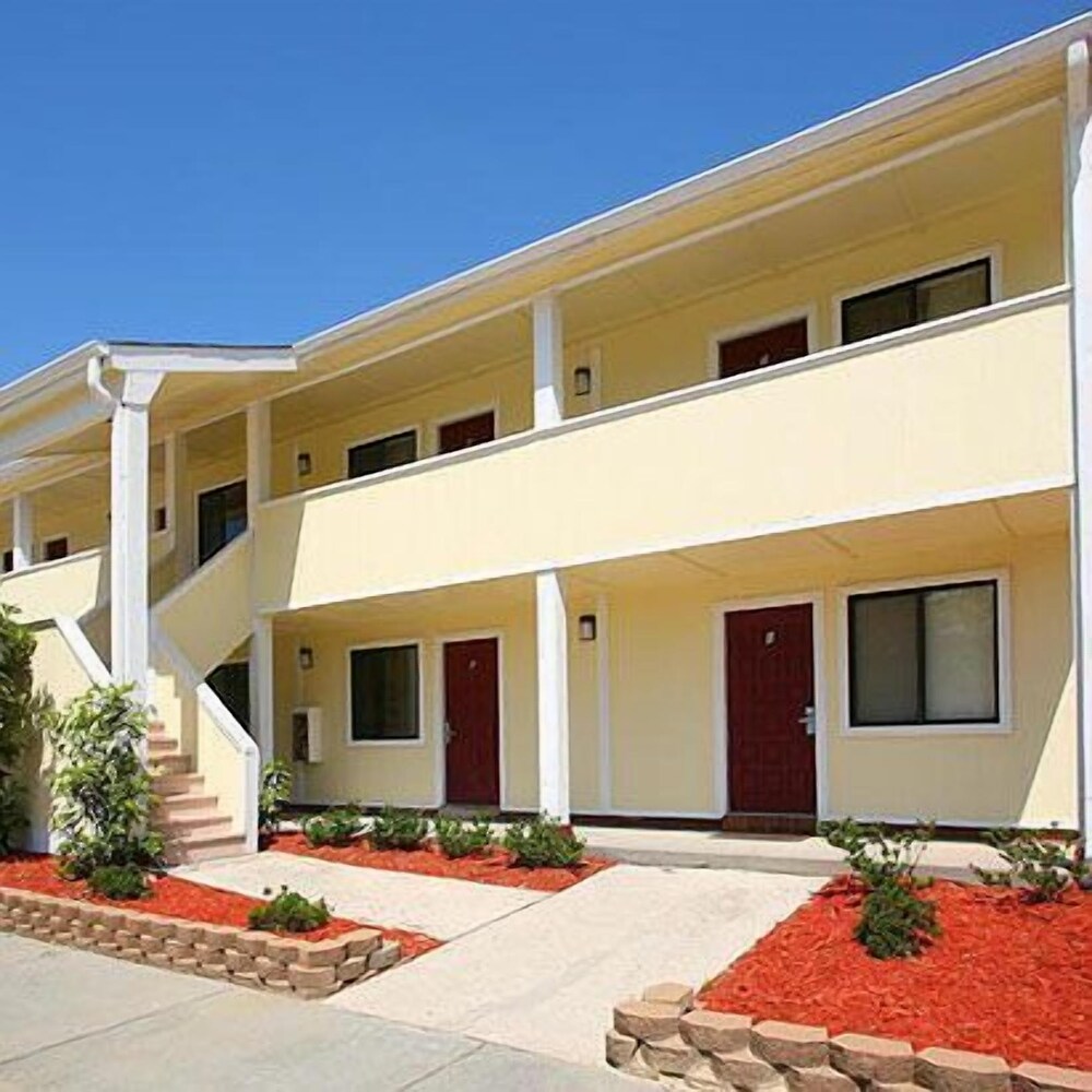 Rodeway Inn & Suites Hephzibah Augusta - photo 41