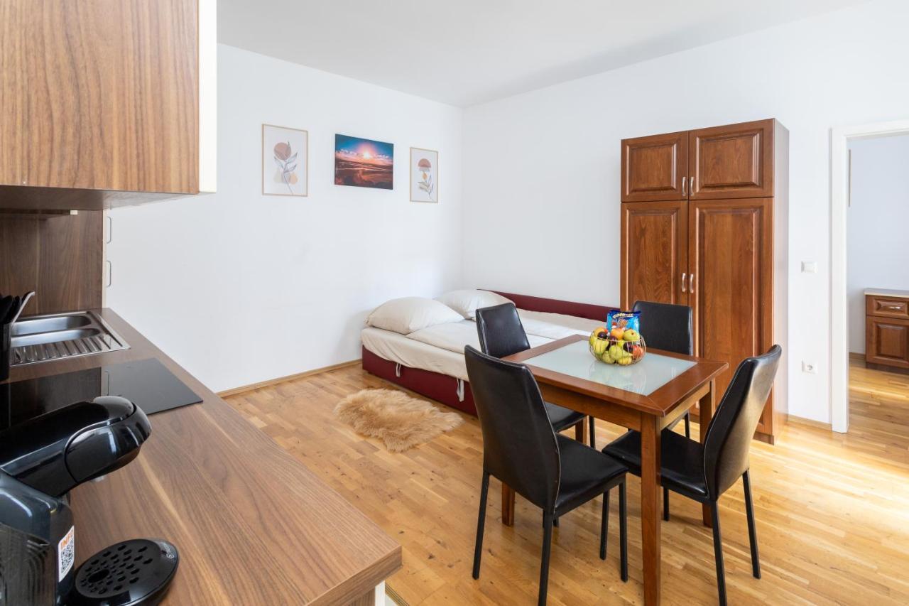 Crystal Apartment Vienna — 4-Star Luxury Hotel in Vienna, Austria