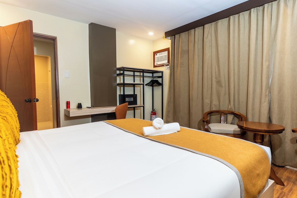 Hollywood Hotel Puerto Princesa in Puerto Princesa, Philippines