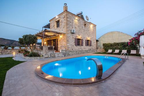 Villa Archontissa — 4-Star Luxury Hotel in Kissamos, Greece