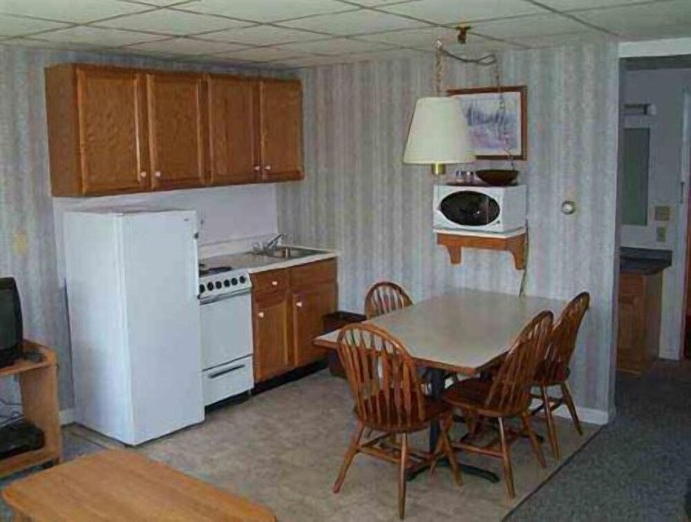Forest Glen Inn - photo 6