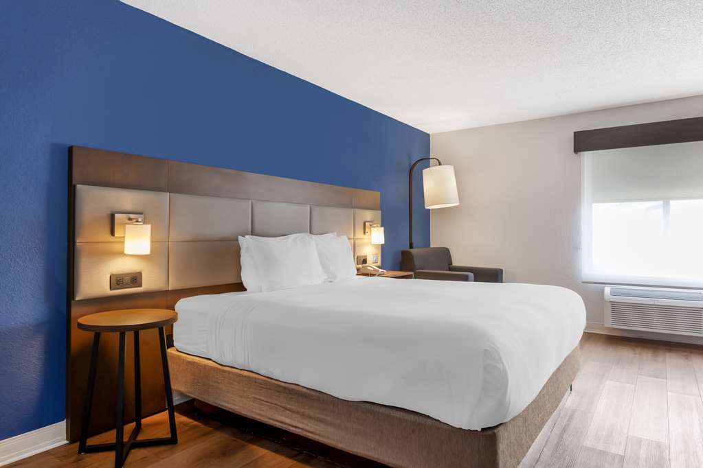 Best Western Sycamore Inn - photo 18