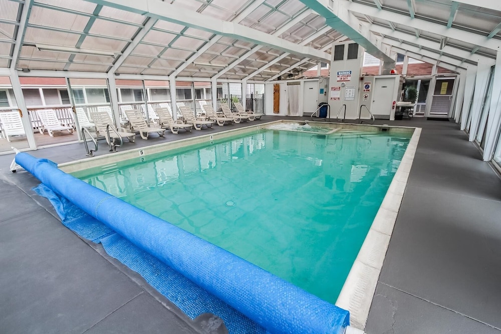 Oceancliff Resort I & II - photo 8