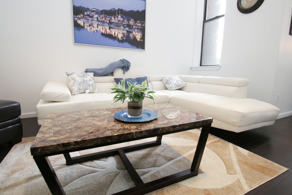 Renaissance Properties 728 Market Street - photo 12