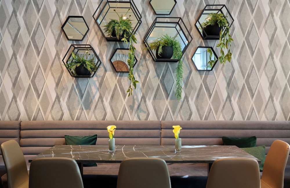 מזון ומשקאות