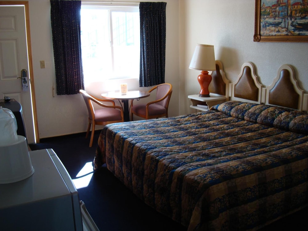 Stardust Motel Redding - photo 4