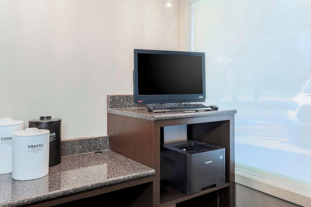 Residence Inn By Marriott Chicago Deerfield - photo 22
