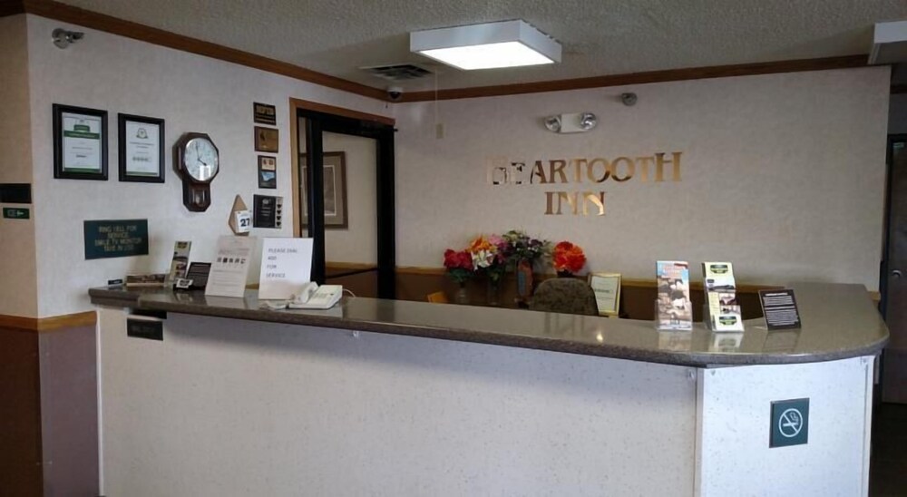 Beartooth Inn - photo 4