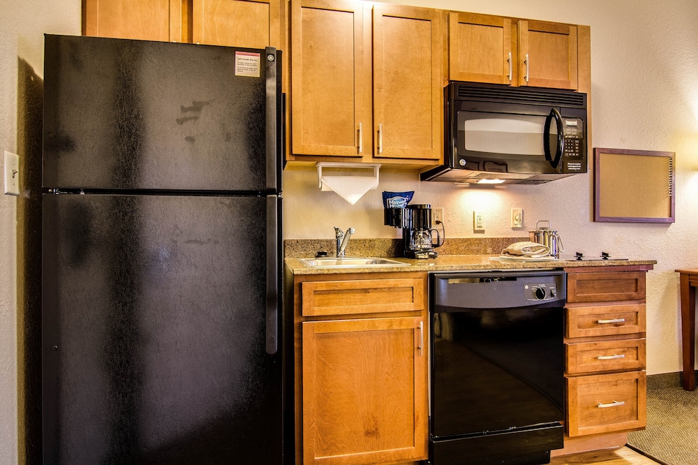 Candlewood Suites Jacksonville East Merril Road by IHG - photo 22