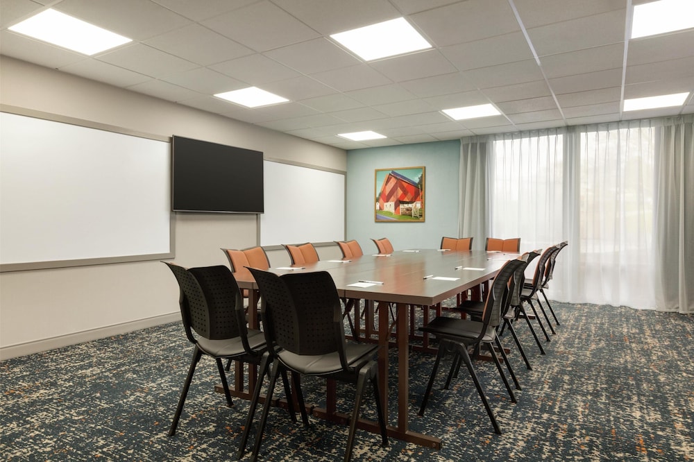 Hampton Inn Lancaster - photo 44