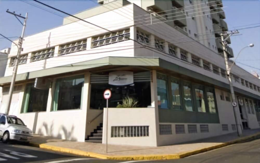 Center Flat — 4-Star Luxury Hotel in Piracicaba, Brasil