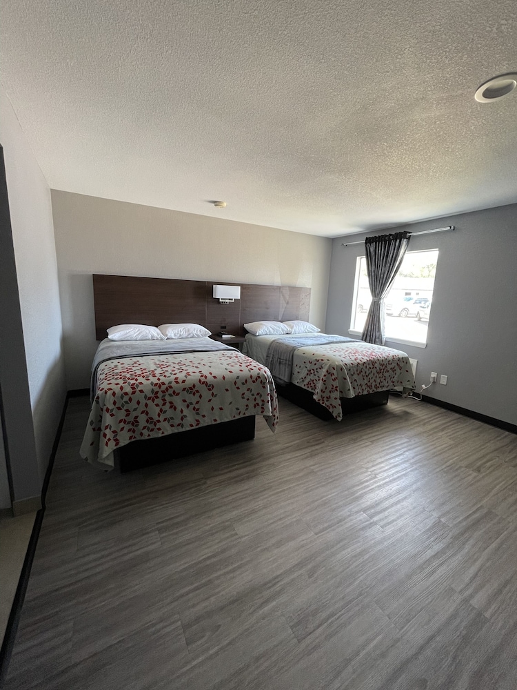 Ridge Motel - photo 11