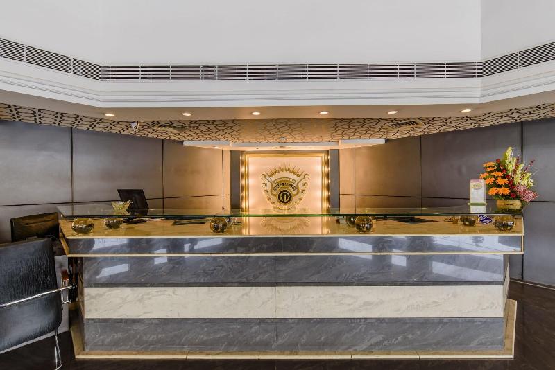 Hotel Grand Dhillon in Durg, India