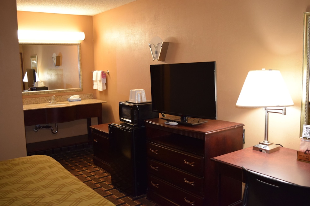 Oyo Hotel Richburg Sc I 77 - photo 27