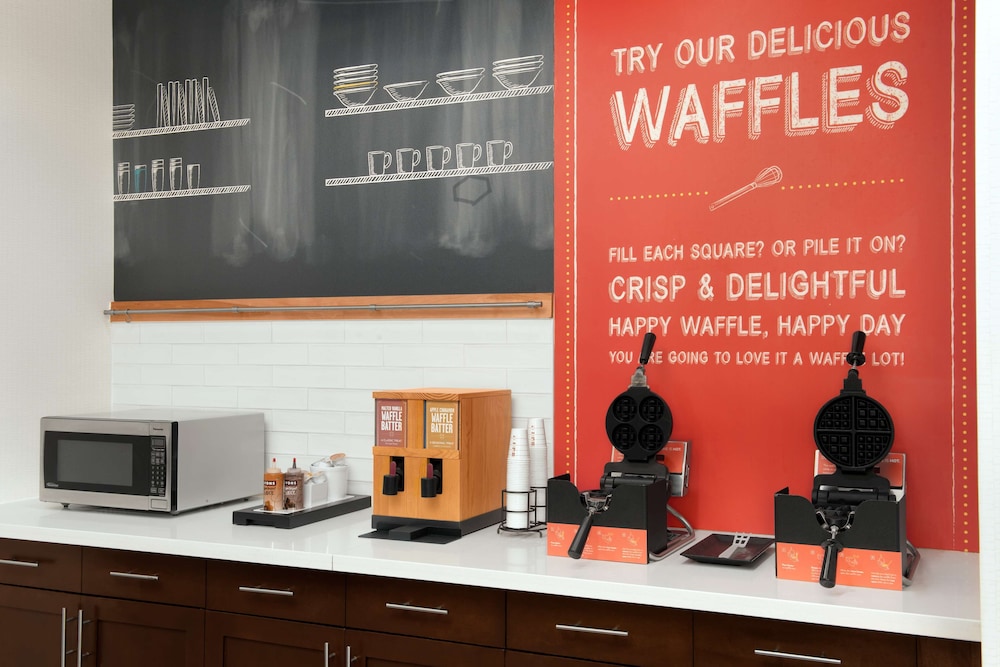 Hampton Inn & Suites Orangeburg - photo 30