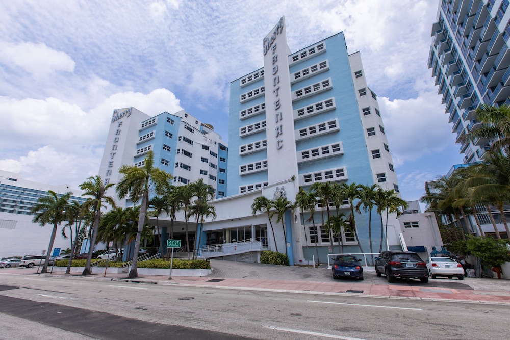 Sherry Frontenac Oceanfront Hotel - photo 47