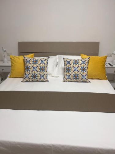 City Home 77 — 4-Star Luxury Hotel in Naples, Italy