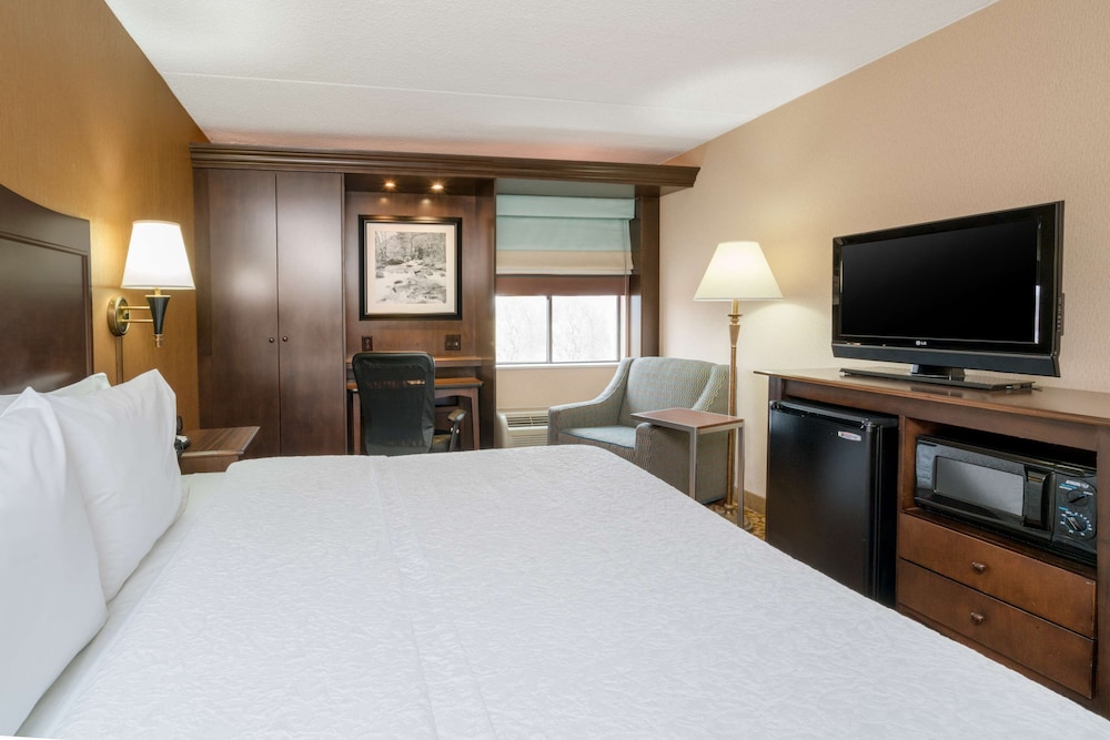Hampton Inn Downingtown Exton - photo 22