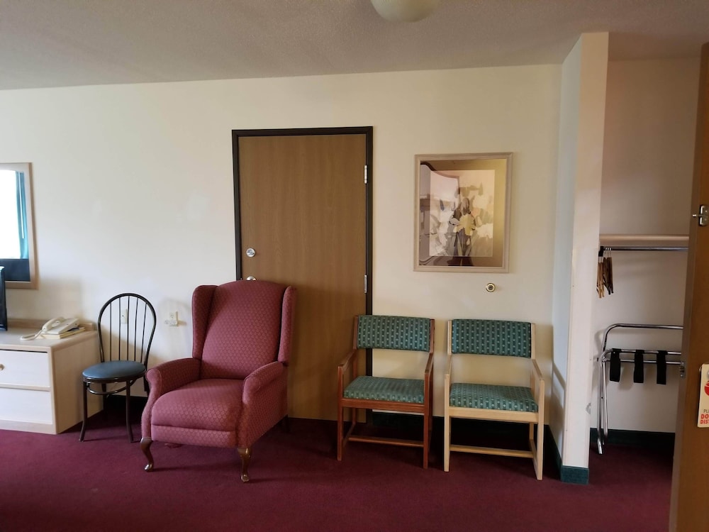 Bilmar Inn & Suites Dell Rapids Near Sioux Falls - photo 72