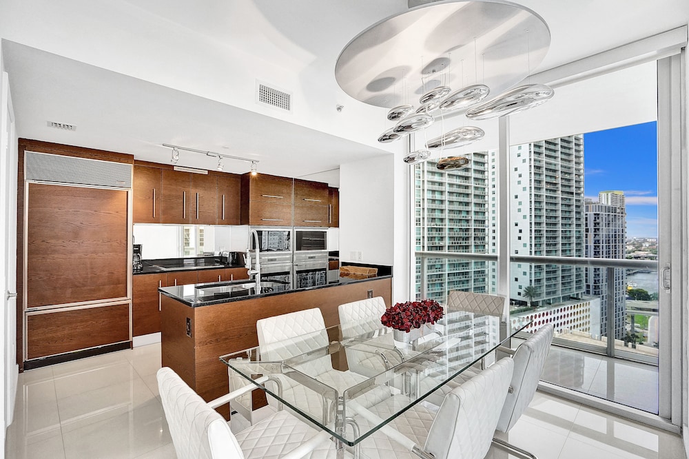 Sky City At Icon Brickell - photo 13