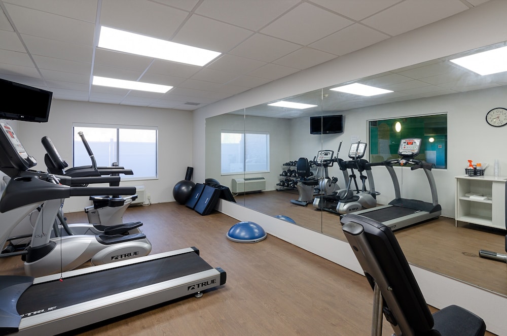 Holiday Inn Express Hotel & Suites Weston by IHG - photo 46