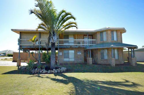 Blue Holes Getaway Kalbarri WA — hotel in Kalbarri