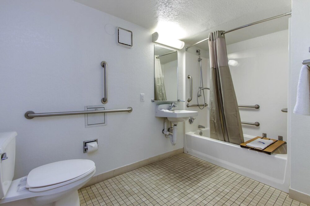 Phoenix Inn - featured photo