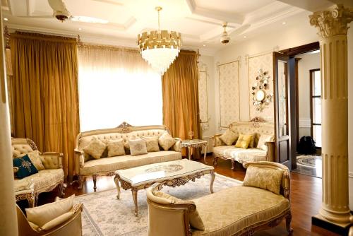 Luxury Spanish Villa Close to Raya Fairways Commercial — 4-Star Luxury Hotel in Lahore, Pakistan