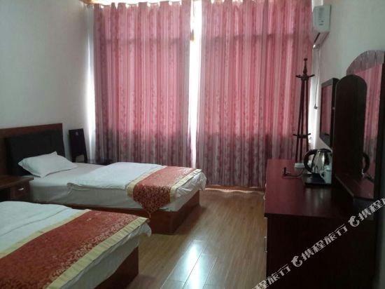 Hupan Bailing Inn in Yanjing, People's Republic of China