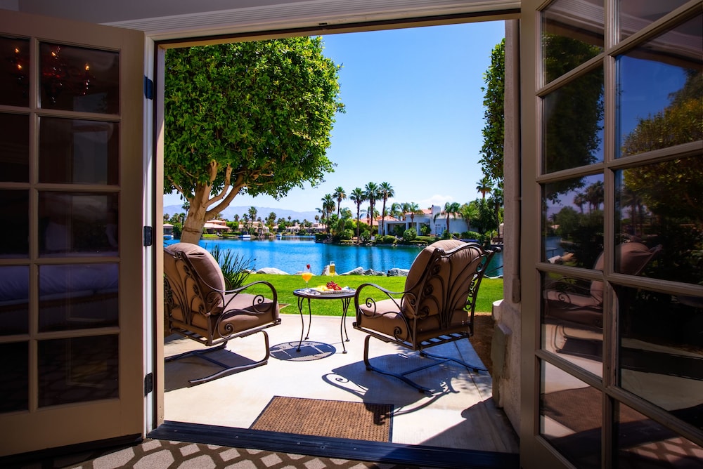 The Chateau at Lake La Quinta - photo 16