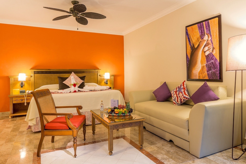 Grand Palladium Select White Sand Resort & Spa All Inclusive