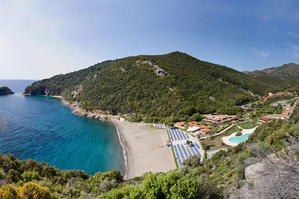 TH Ortano Mare Hotel and Residence — 4-Star Luxury Hotel in Rio Marina, Italy