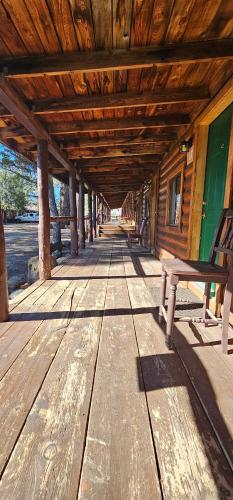 Nine Pines Motel - photo 14