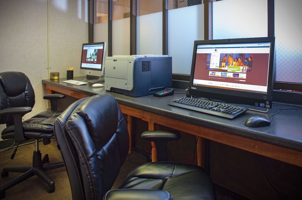DoubleTree by Hilton Murfreesboro - photo 57
