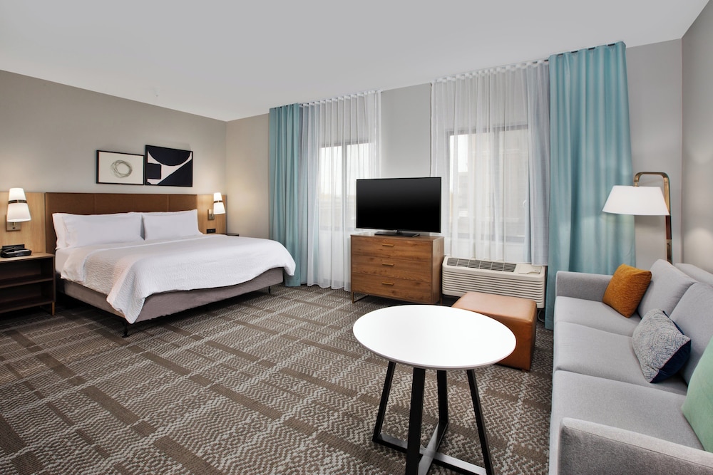 Staybridge Suites Ames - photo 7