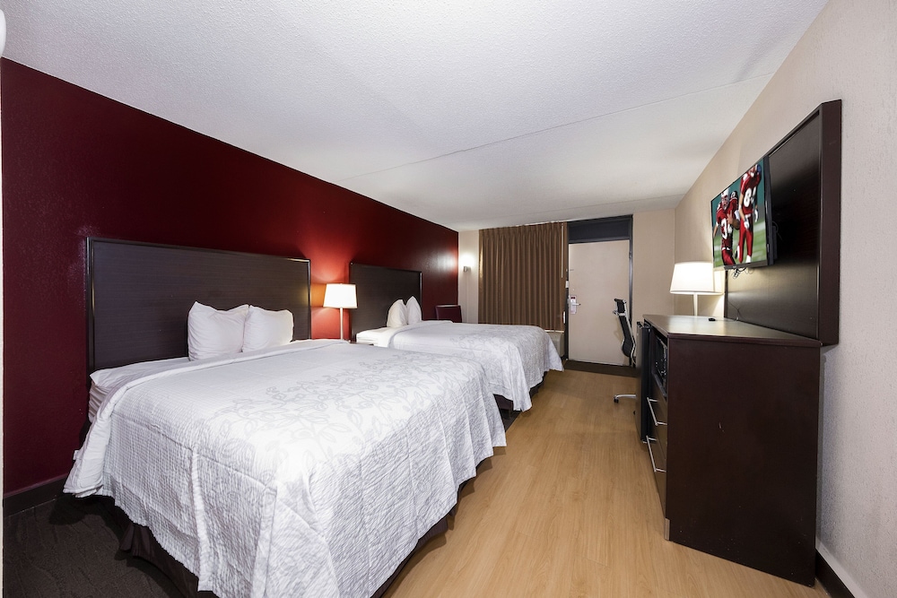 Red Roof Inn PLUS Huntsville Madison - photo 15