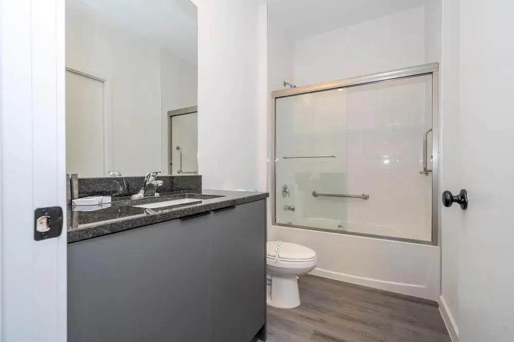 8761 ZD Elegant 3BR Villa in The Hub Resort Comfort Style and Luxury for Your Perfect Getaway - photo 31